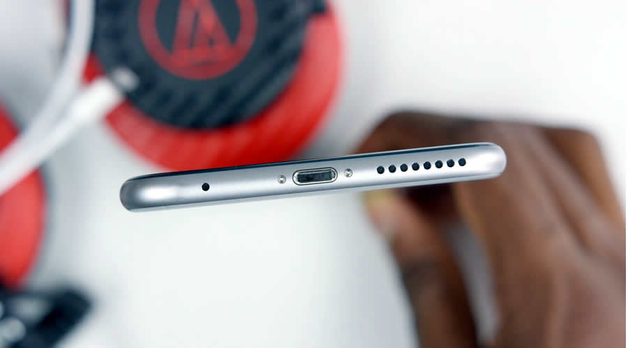 Samsung Galaxy S8 Going To Ditch Headphone Jack Samsung Galaxy S8 Going To Ditch Headphone Jack
