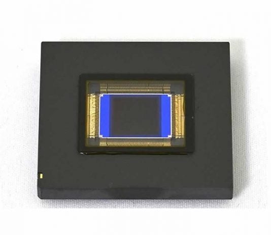 Nikon CMOS Sensor